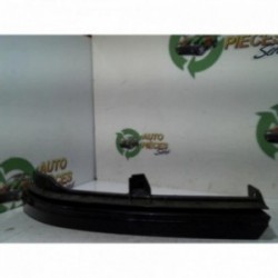 Enjoliveur moustache...