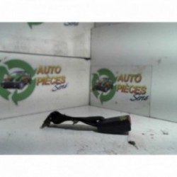 Attache ceinture arriere...