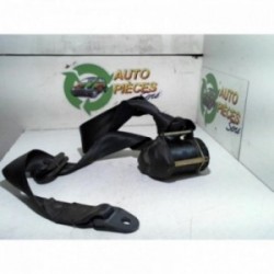 Ceinture arriere droit...