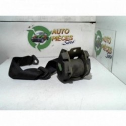 Ceinture arriere droit...