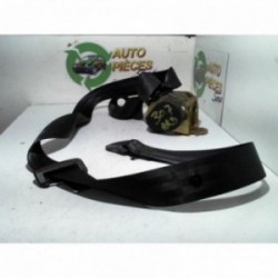 Ceinture arriere droit...