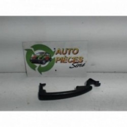 Poignee porte avant gauche...