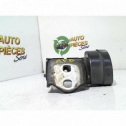 Charniere de porte avant...