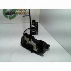 Serrure avant droit PEUGEOT...