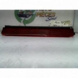 Feu arriere stop central...