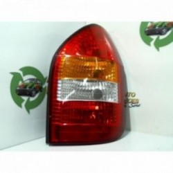 Feu arriere principal droit...