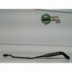 Bras essuie glace avant...