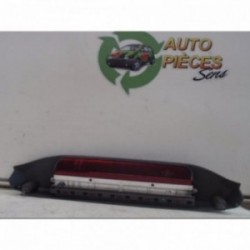 Feu arriere stop central...