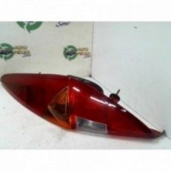 Feu arriere principal droit...