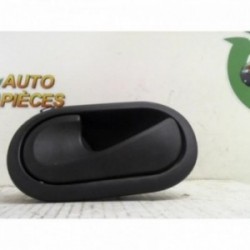 Poignee porte avant gauche...