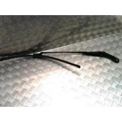 Bras essuie glace avant...