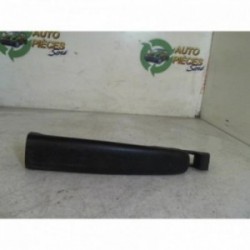 Poignee porte avant gauche...