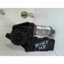 Moteur leve vitre avant...