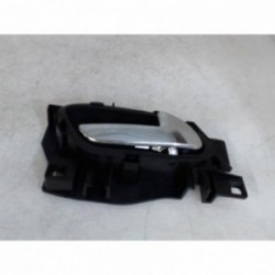 Poignee interieur arriere...