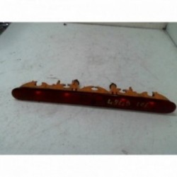 Feu arriere stop central...