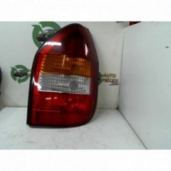 Feu arriere principal droit...