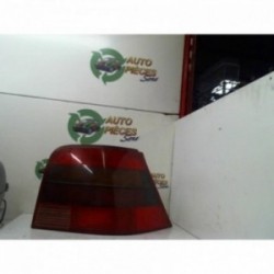 Feu arriere principal droit...