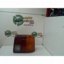 Feu arriere principal droit...