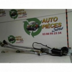 Moteur essuie glace avant...