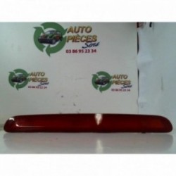 Feu arriere stop central...