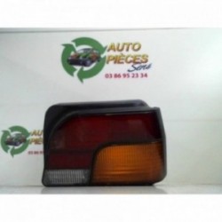 Feu arriere principal droit...