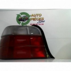 Feu arriere principal...