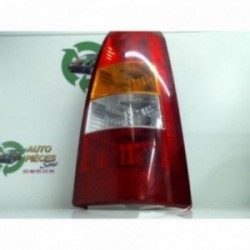 Feu arriere principal droit...