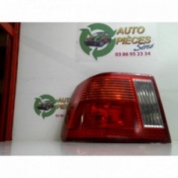 Feu arriere principal...