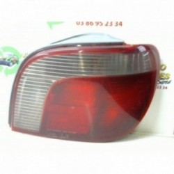 Feu arriere principal droit...