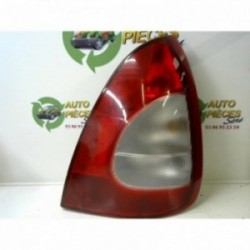 Feu arriere principal droit...