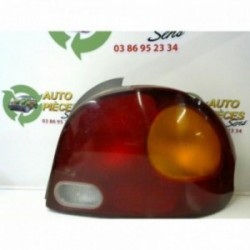 Feu arriere principal droit...