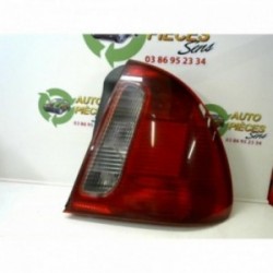 Feu arriere principal droit...