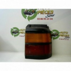 Feu arriere principal droit...