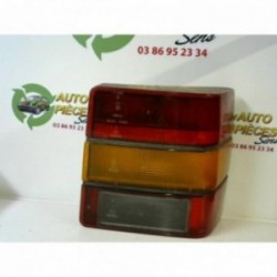 Feu arriere principal droit...