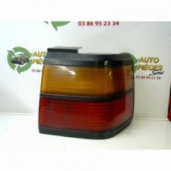 Feu arriere principal droit...