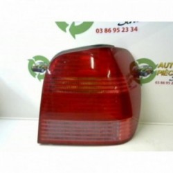 Feu arriere principal droit...