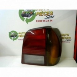 Feu arriere principal droit...