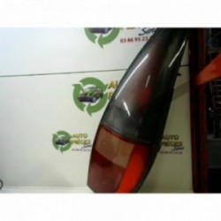 Feu arriere principal droit...