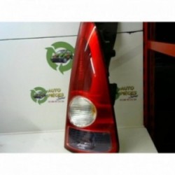 Feu arriere principal droit...