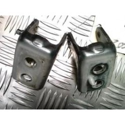 Charniere de porte avant...