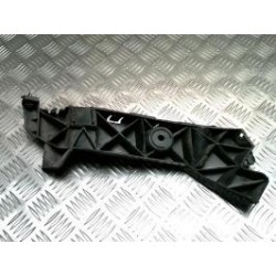 Support de pare chocs...