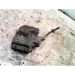 Etrier avant droit...