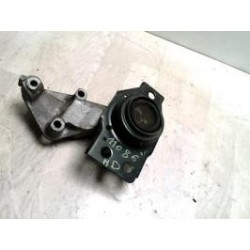 Support moteur droit...