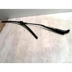 Bras essuie glace avant...