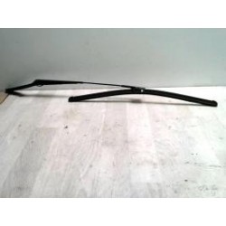 Bras essuie glace avant...