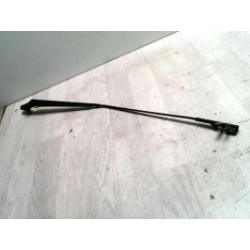 Bras essuie glace avant...