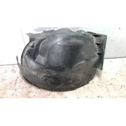 Pare boue avant gauche...