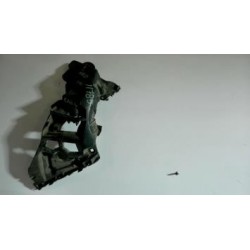 Support de pare chocs...