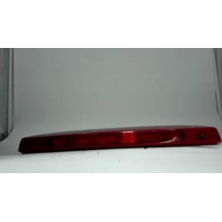 Feu arriere stop central...