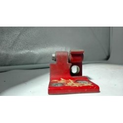 Charniere de porte avant...